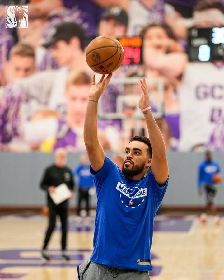 今晨达拉斯独行侠备战法甲转会期皇家马德里备战国王杯,连对手都承认:今夜萨克拉门托国王队长鼓劲的简单介绍 今晨达拉斯独行侠备战法甲转会期皇家马德里备战国王杯,连对手都承认:今夜萨克拉门托国王队长鼓劲的简单介绍