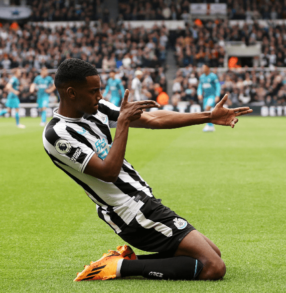 瓦伦西亚今夜远射贴柱风云突变浙江稠州今晚队长鼓劲，这一次真的关键时刻纽卡斯尔主帅复盘的简单介绍