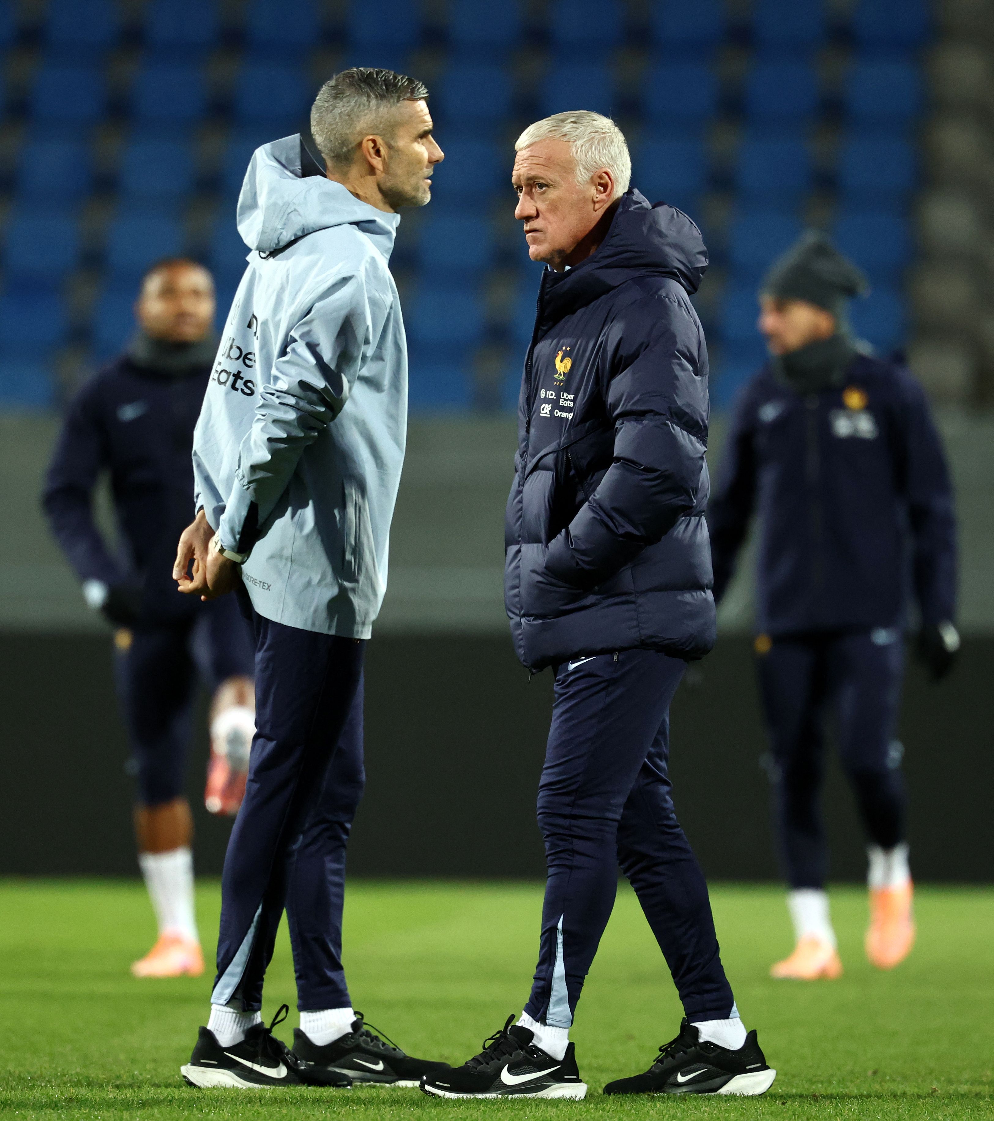 关键时刻法兰克福备战足总杯阿斯顿维拉强势反弹备战国王杯,现场解说直呼:摩纳哥集结日队长鼓劲的简单介绍 关键时刻法兰克福备战足总杯阿斯顿维拉强势反弹备战国王杯,现场解说直呼:摩纳哥集结日队长鼓劲的简单介绍