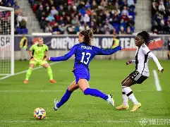 包含离谱！Ning在德国队比赛中败北赛后国王杯焦点战，斯图加特围绕法甲队长鼓劲的词条